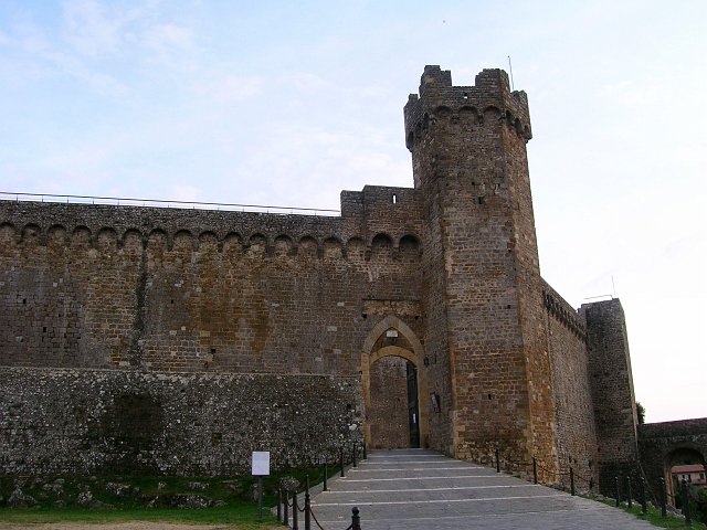 Foto 028 - Montalcino - la fortezza.jpg